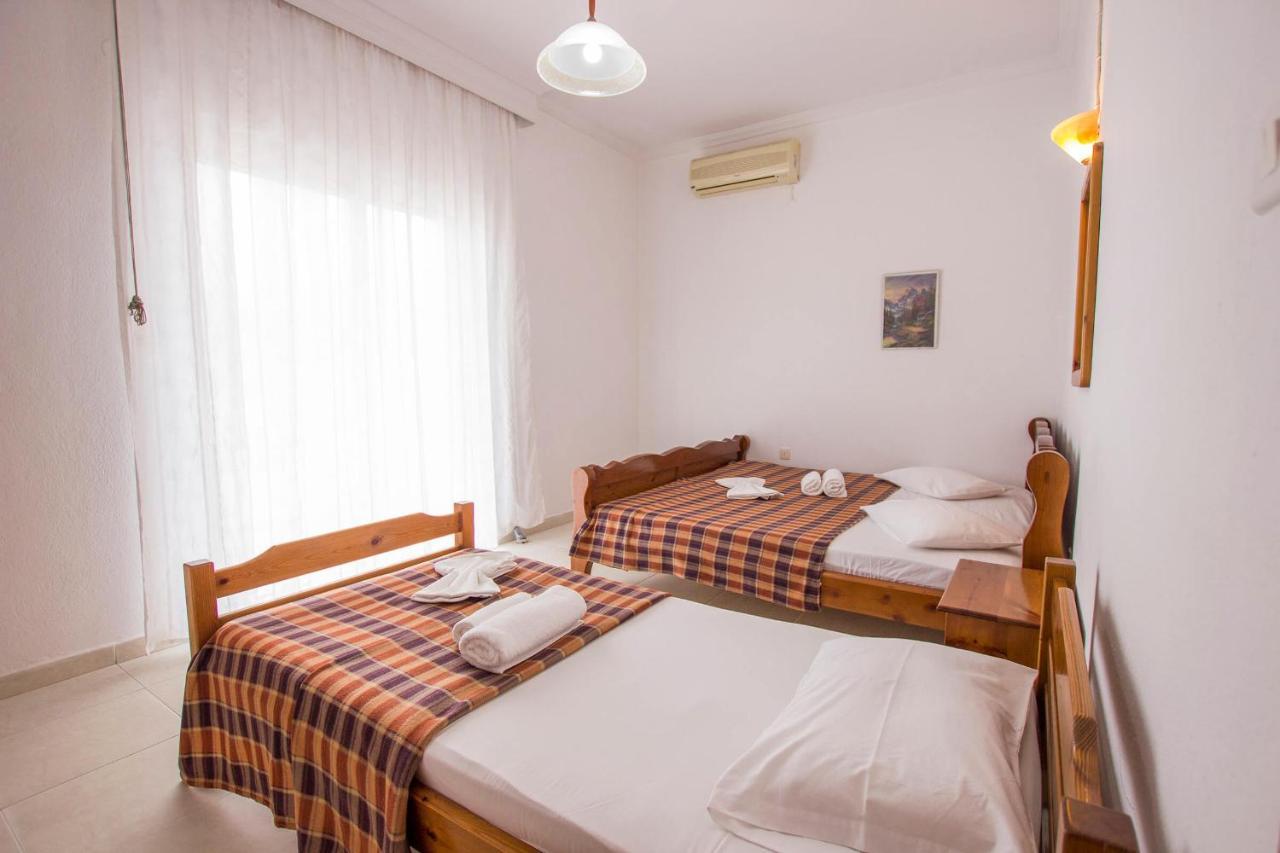 George Laz Rooms Vrasná Buitenkant foto