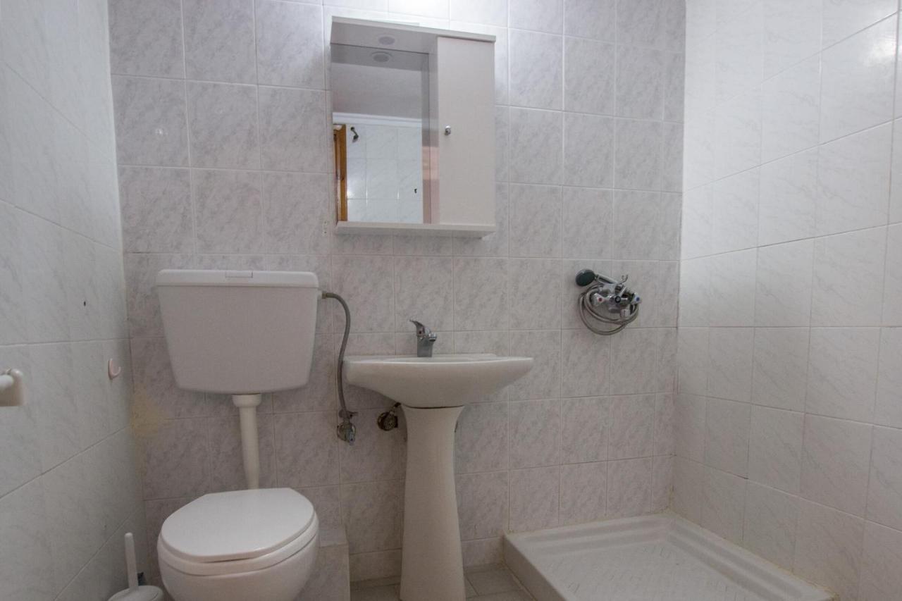 George Laz Rooms Vrasná Buitenkant foto