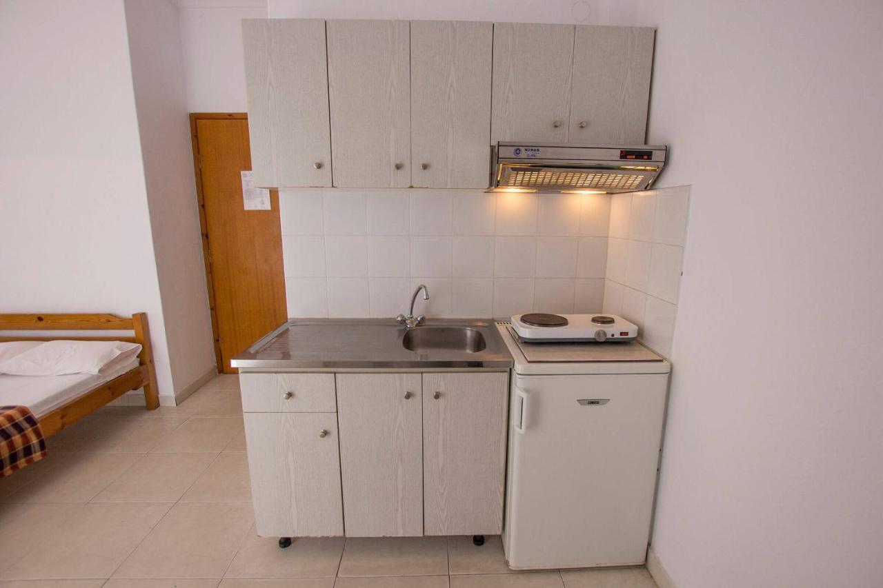 George Laz Rooms Vrasná Buitenkant foto