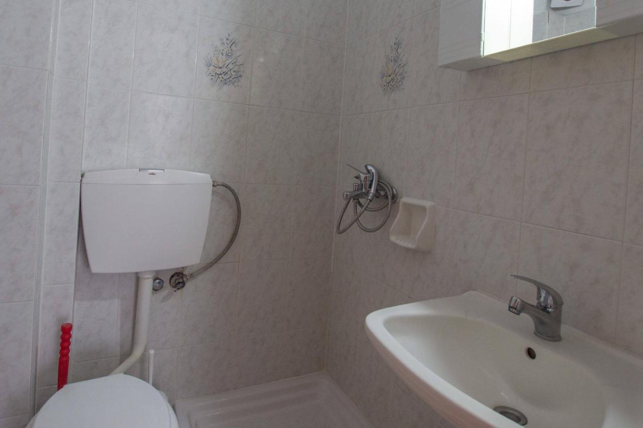 George Laz Rooms Vrasná Buitenkant foto